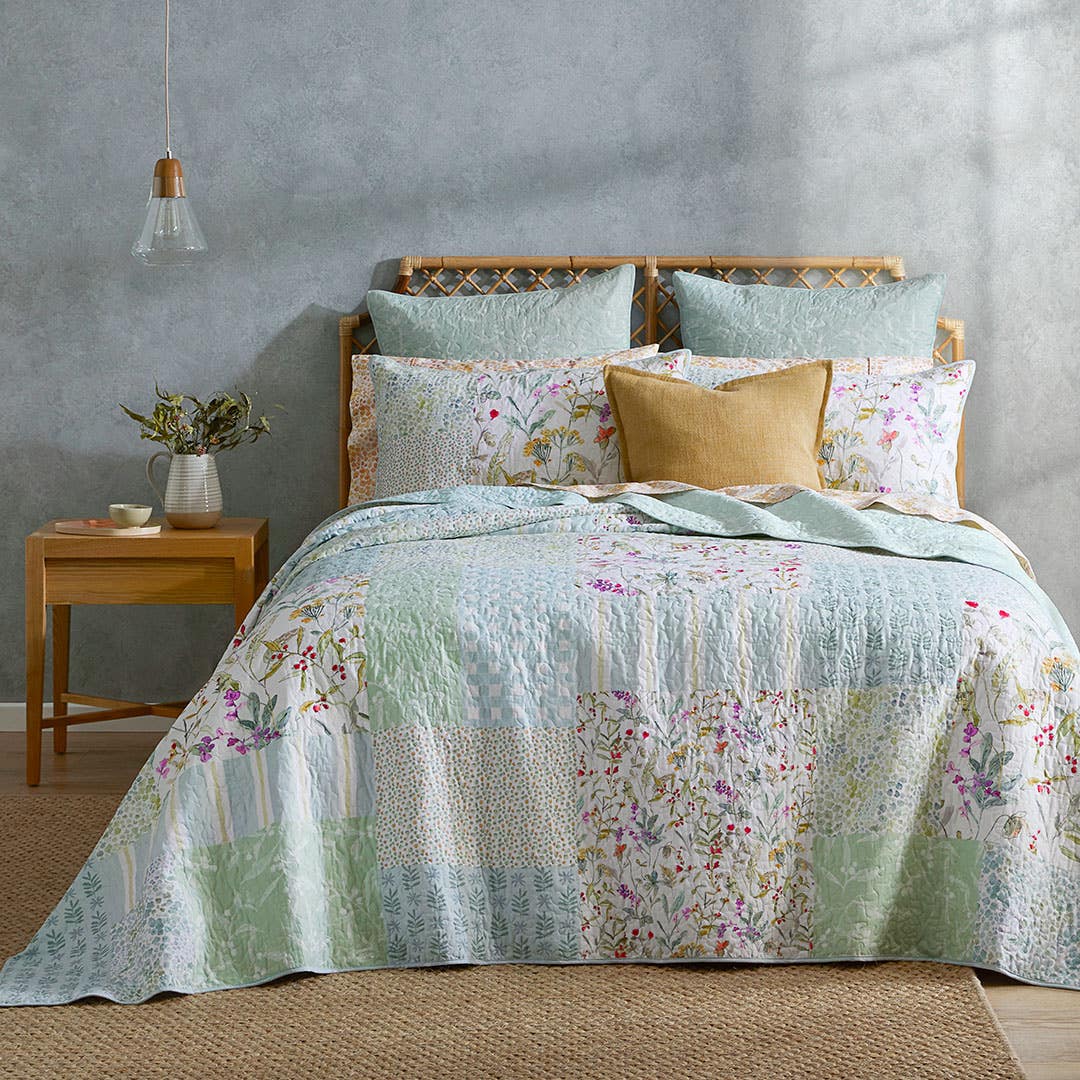 Polly Bedspread